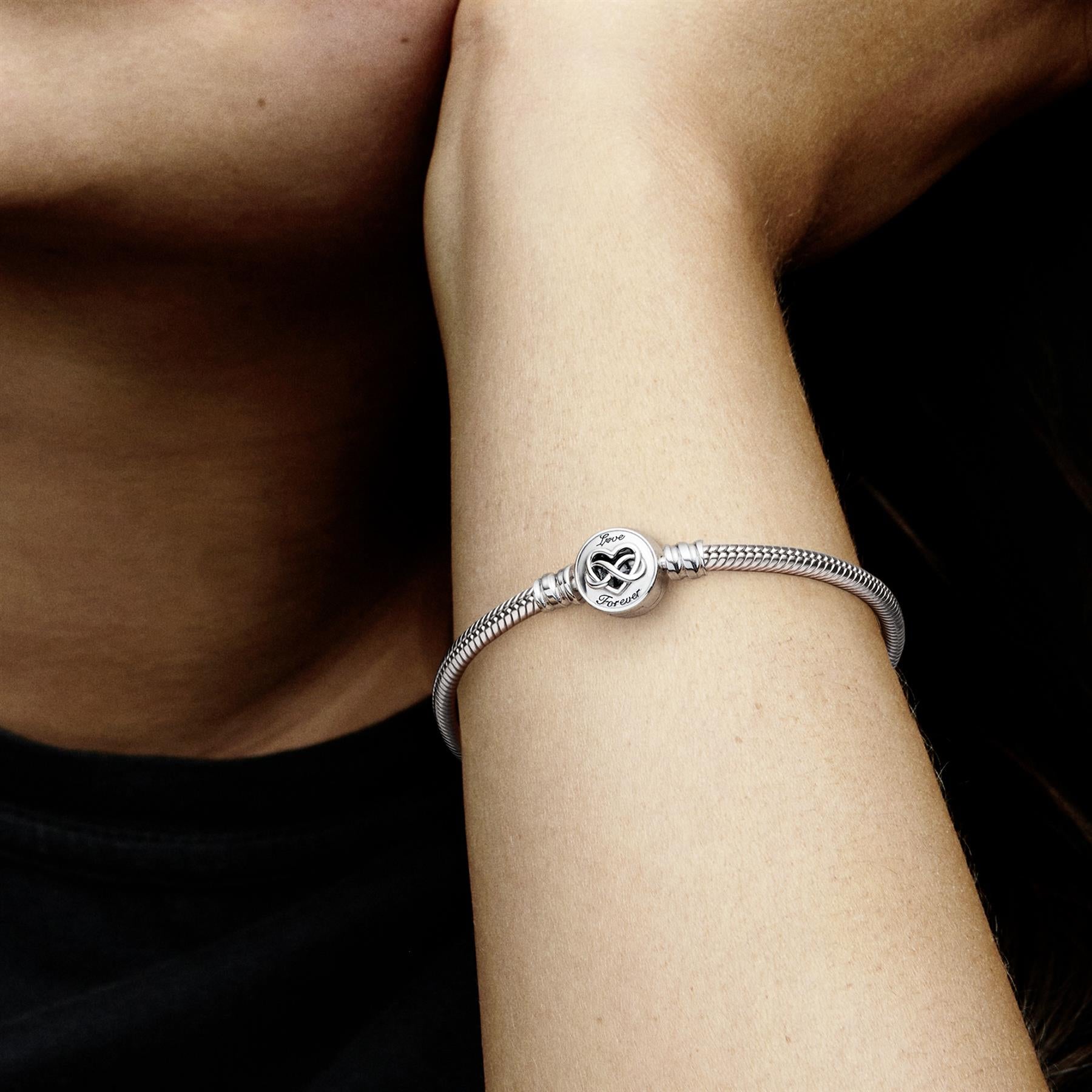 Pandora Moments Heart Infinity Clasp Snake Chain Bracelet 17 cm