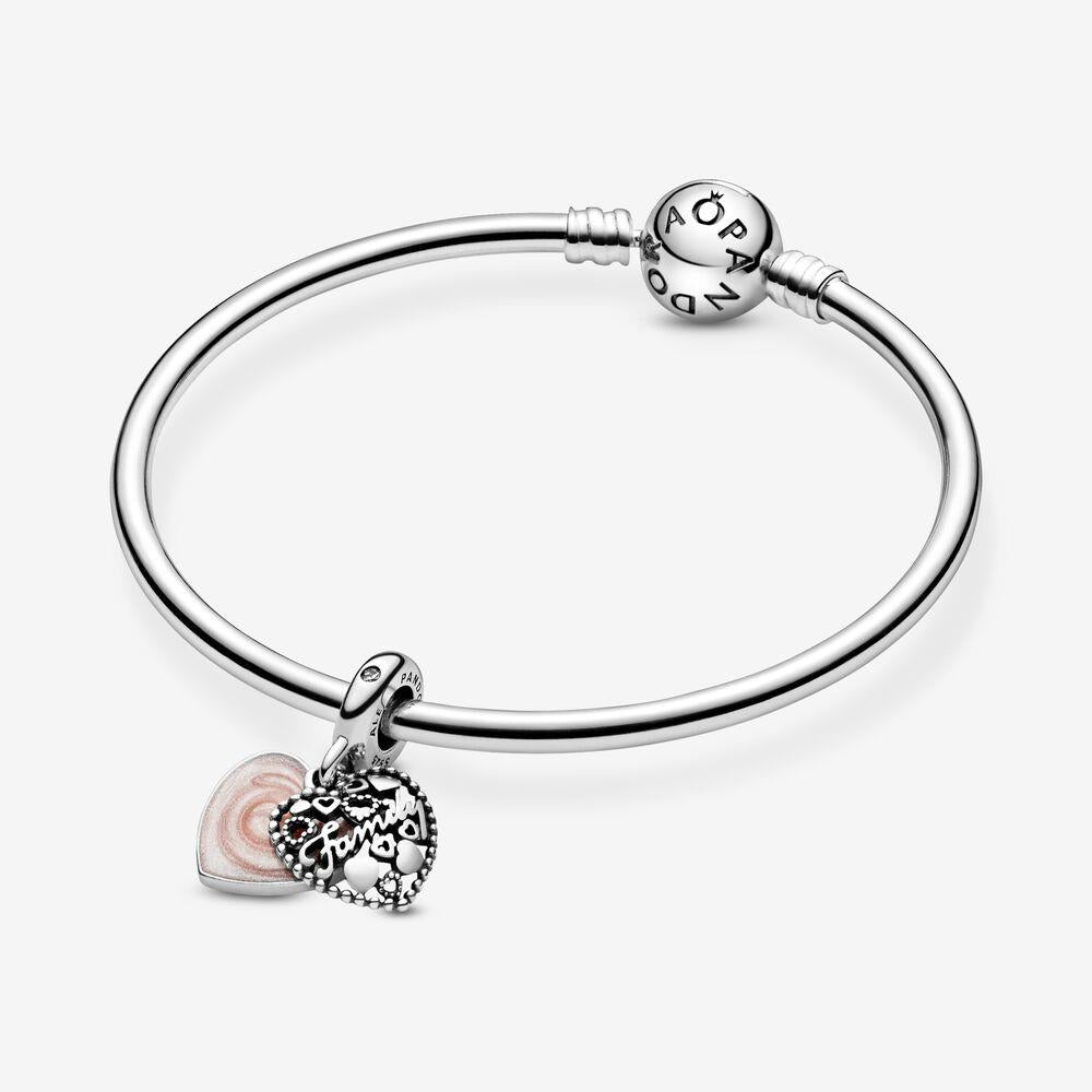Pandora 796459EN28 Love Makes a Family Pendant Charm