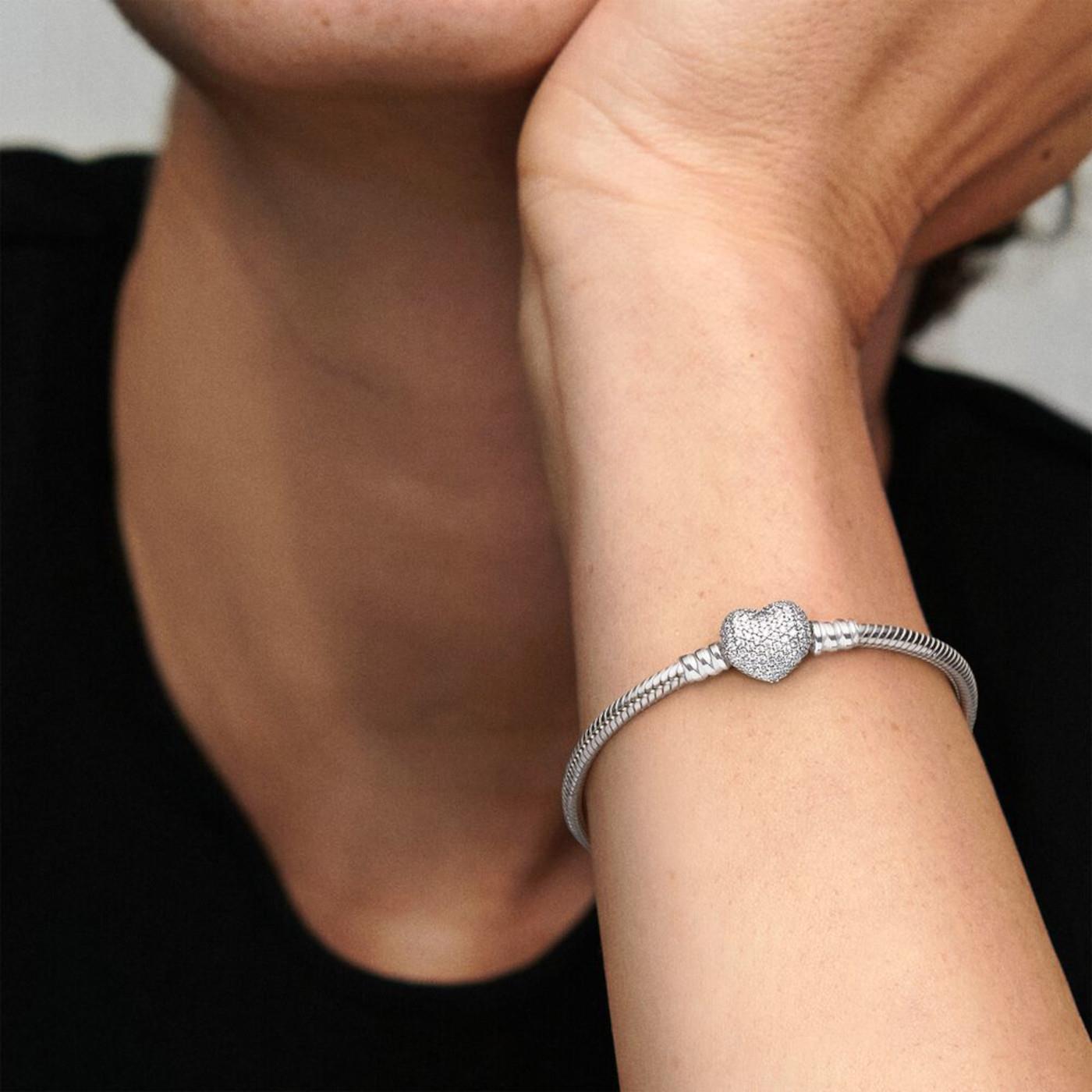 Pandora 590727CZ-17 Moments Sparkling Heart Clasp Snake Chain Bracelet